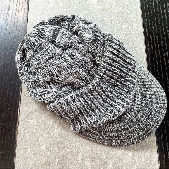 Accessories - NWT Chunky Knit Jeep Cap Hat